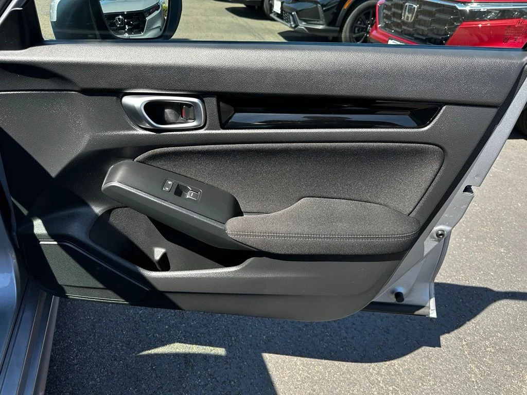 Used 2024  Honda EX image 25
