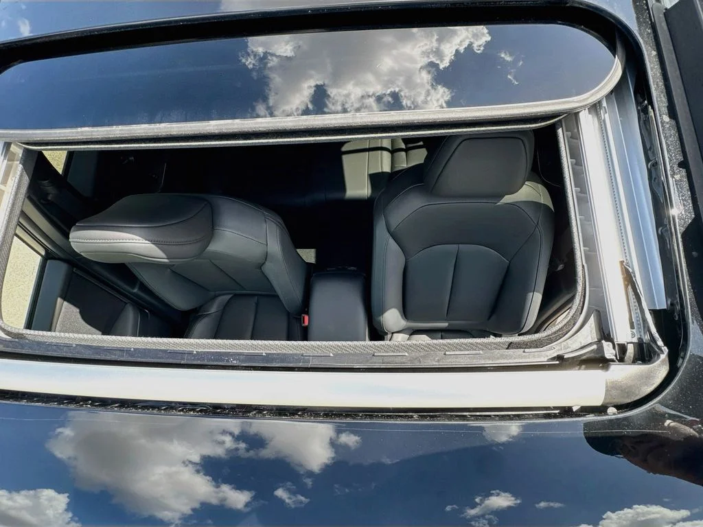New 2026 Black Subaru Premium image 27