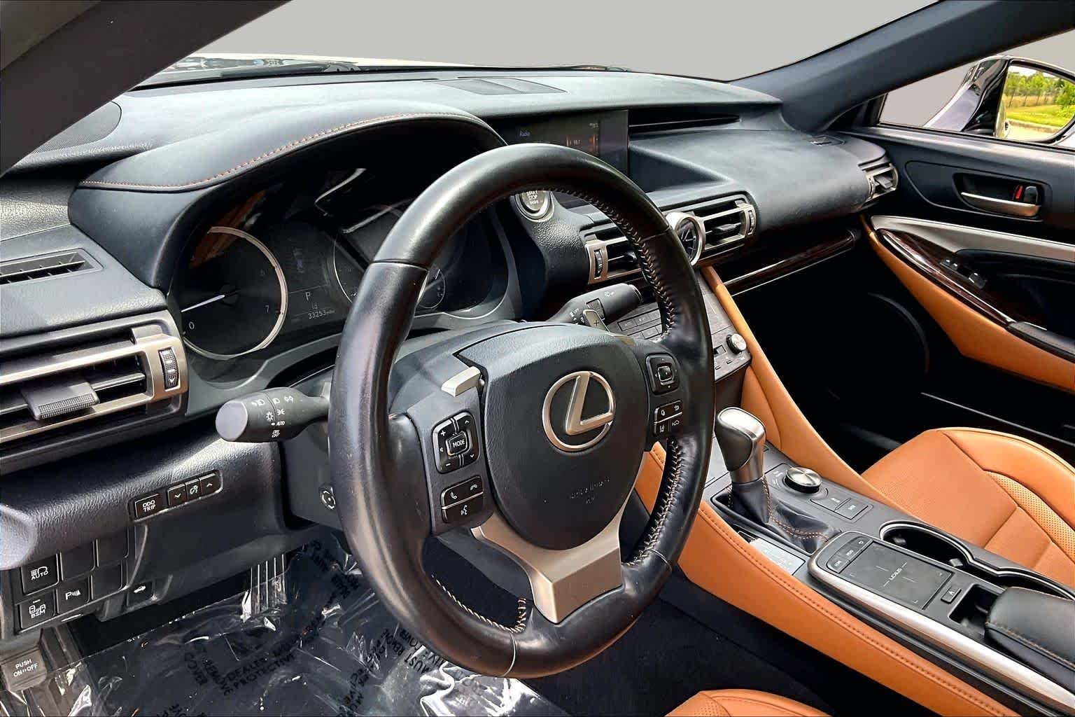 Used 2019 Nebula Gray Pearl Lexus  image 18