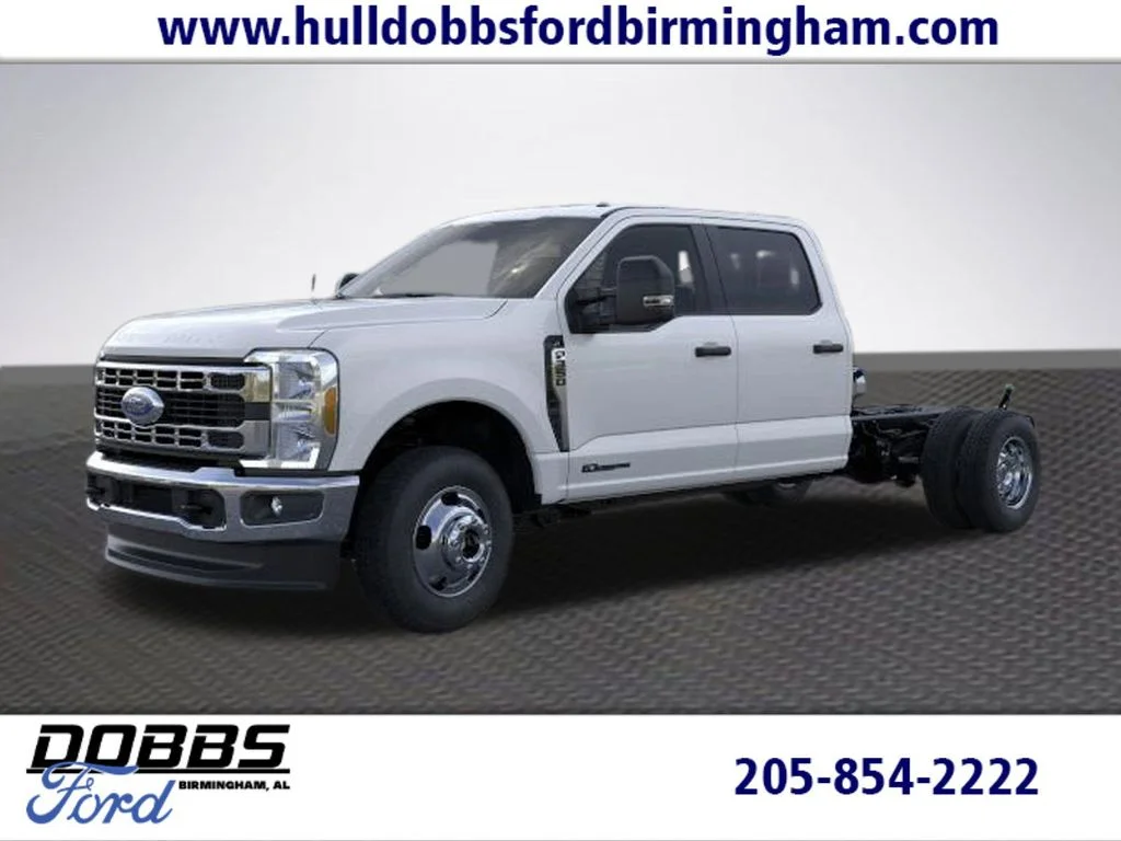 2026 Ford F-350 XL 4x4 Crew Cab 179-In DRW's photo