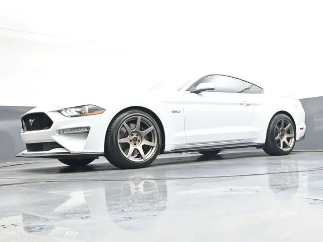 Used 2020 White Ford GT image 35