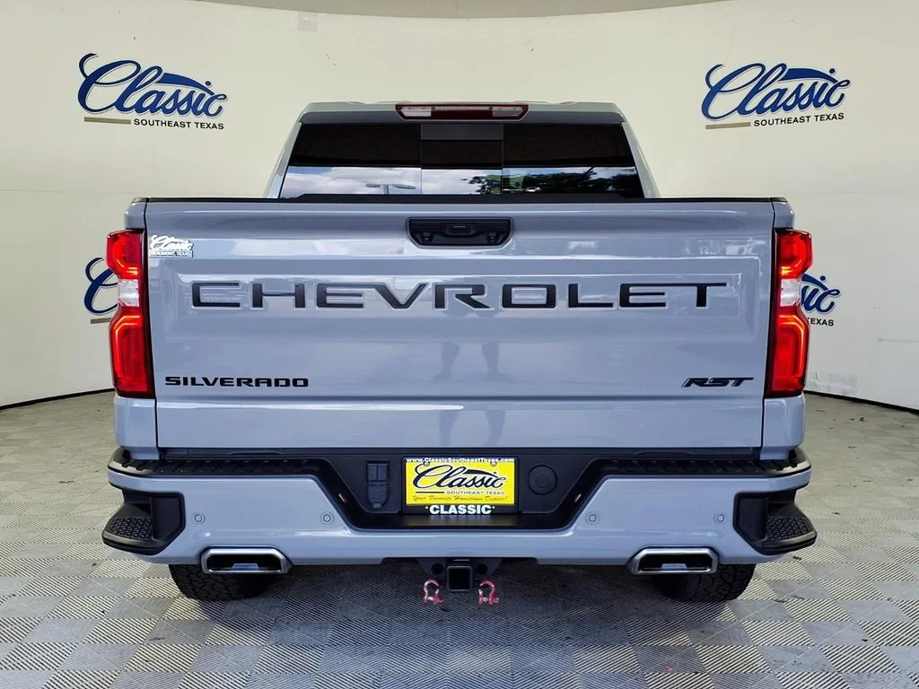 Used 2025 Slate Gray Metallic Chevrolet RST image 4