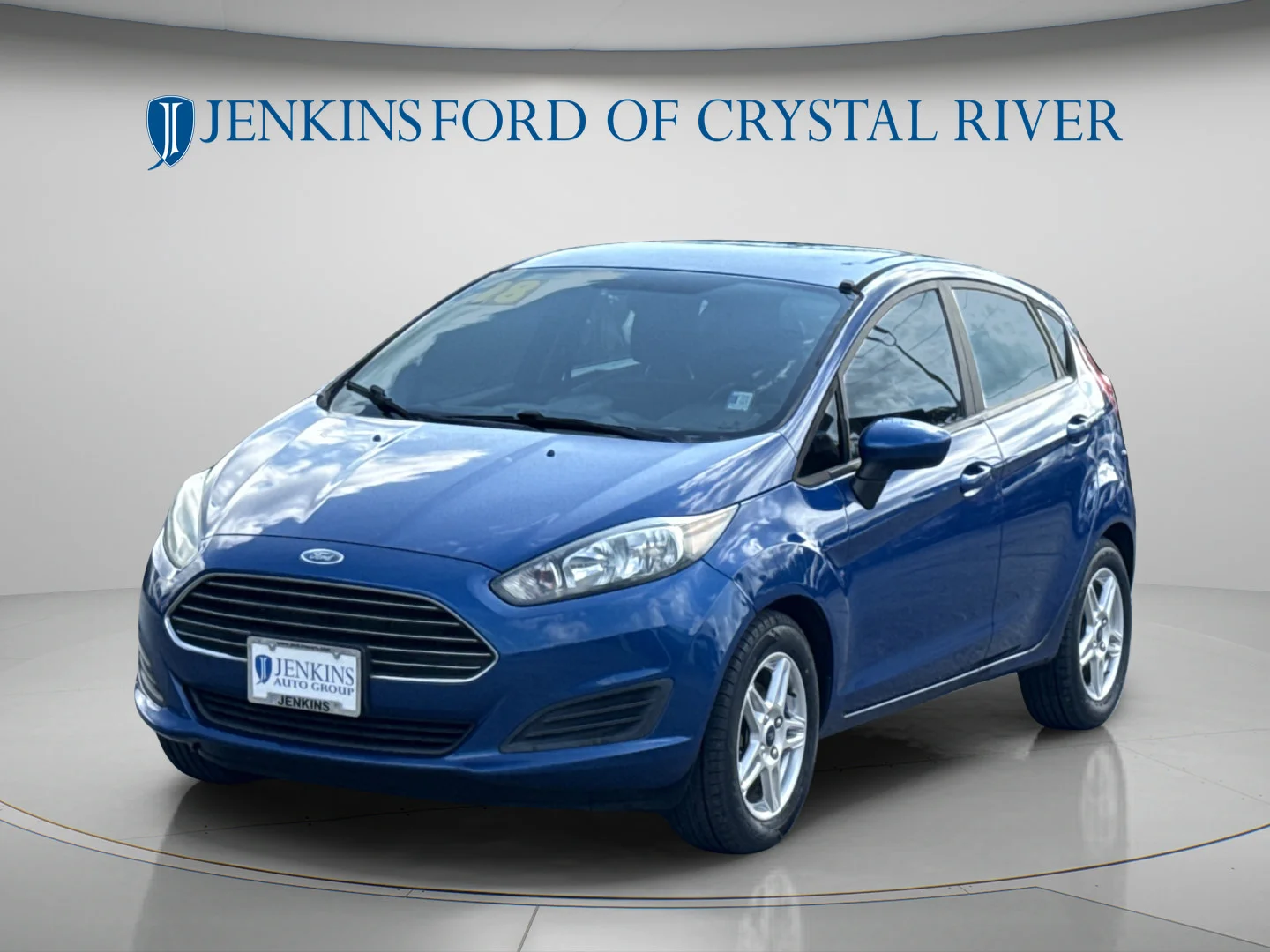 Used 2018 Lightning Blue Metallic Ford SE image 11