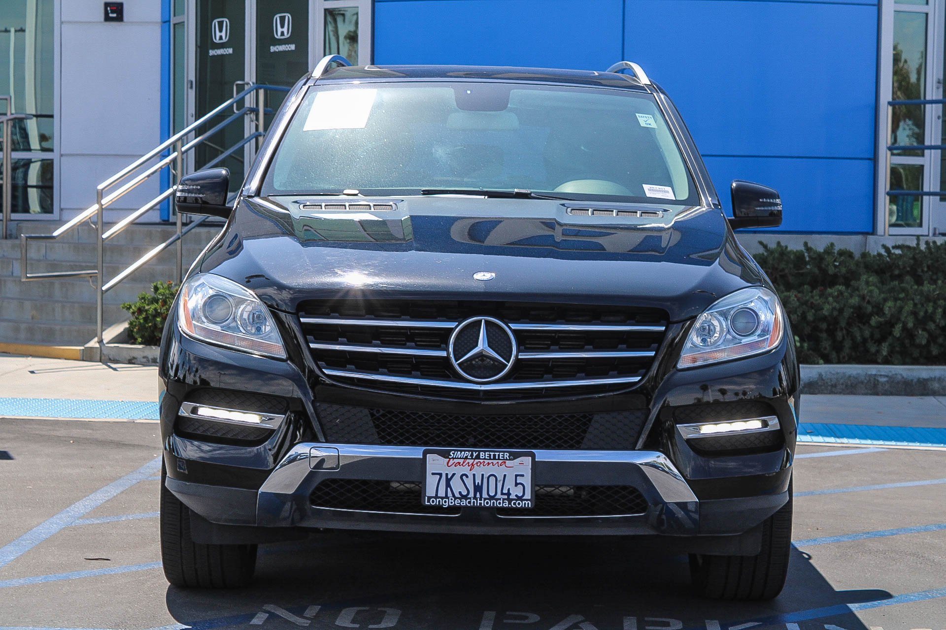 Used 2013 Mercedes-Benz M-Class ML350 with VIN 4JGDA5JB8DA180559 for sale in Signal Hill, CA