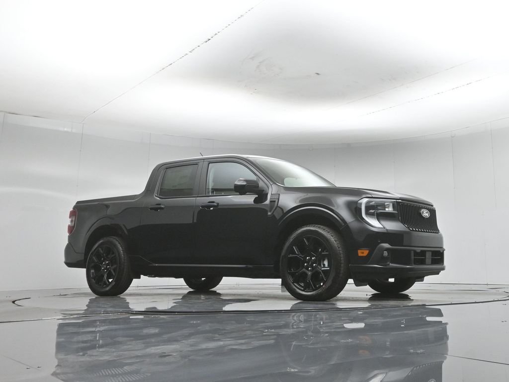 New 2025 Shadow Black Ford Lobo High image 3