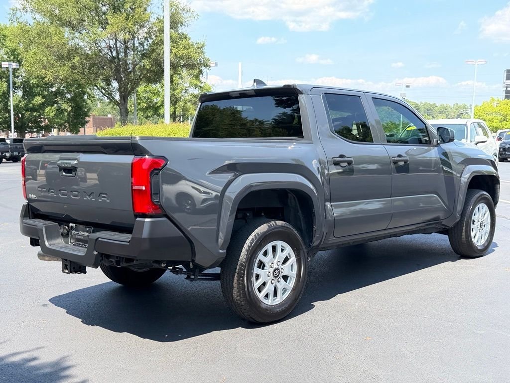 Certified Used 2025  Toyota SR image 12