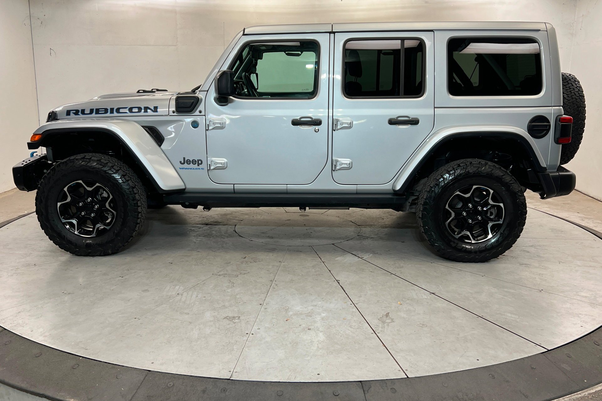 Used 2023 Jeep Wrangler 4xe Rubicon 4XE with VIN 1C4JJXR69PW552928 for sale in St. George, UT