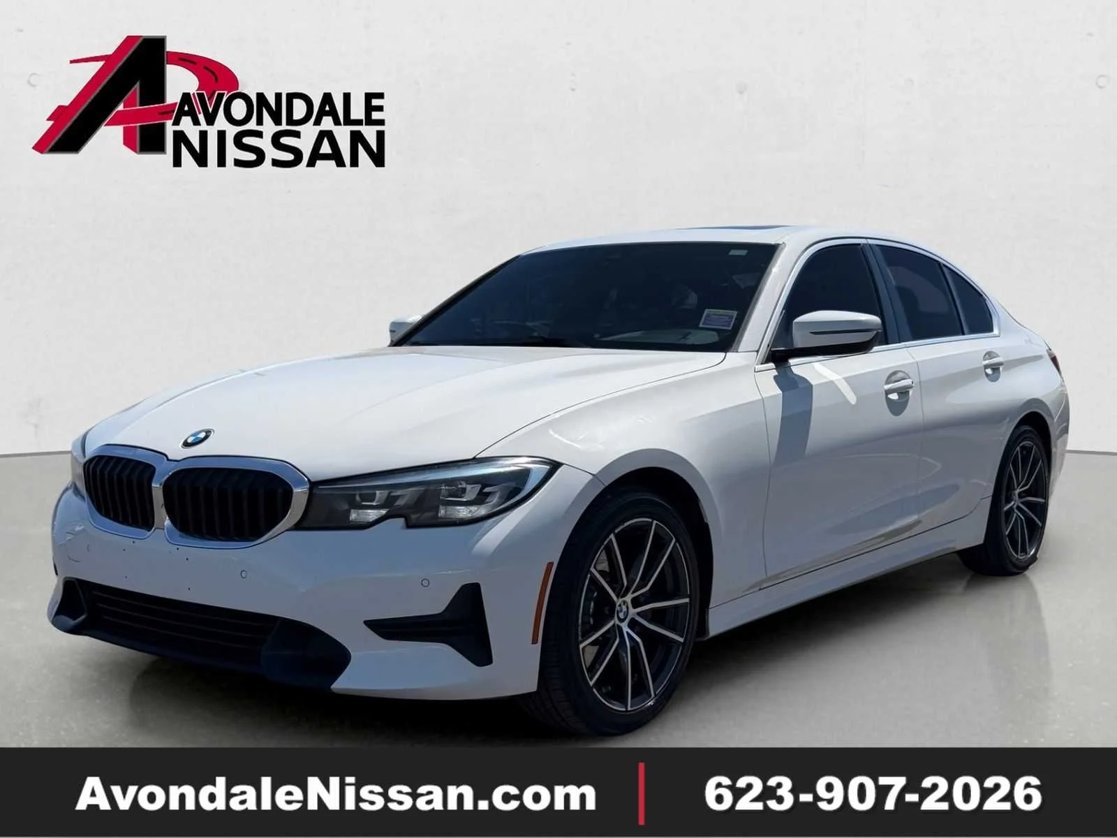 2019 BMW 3 Series 330i Sedan's photo