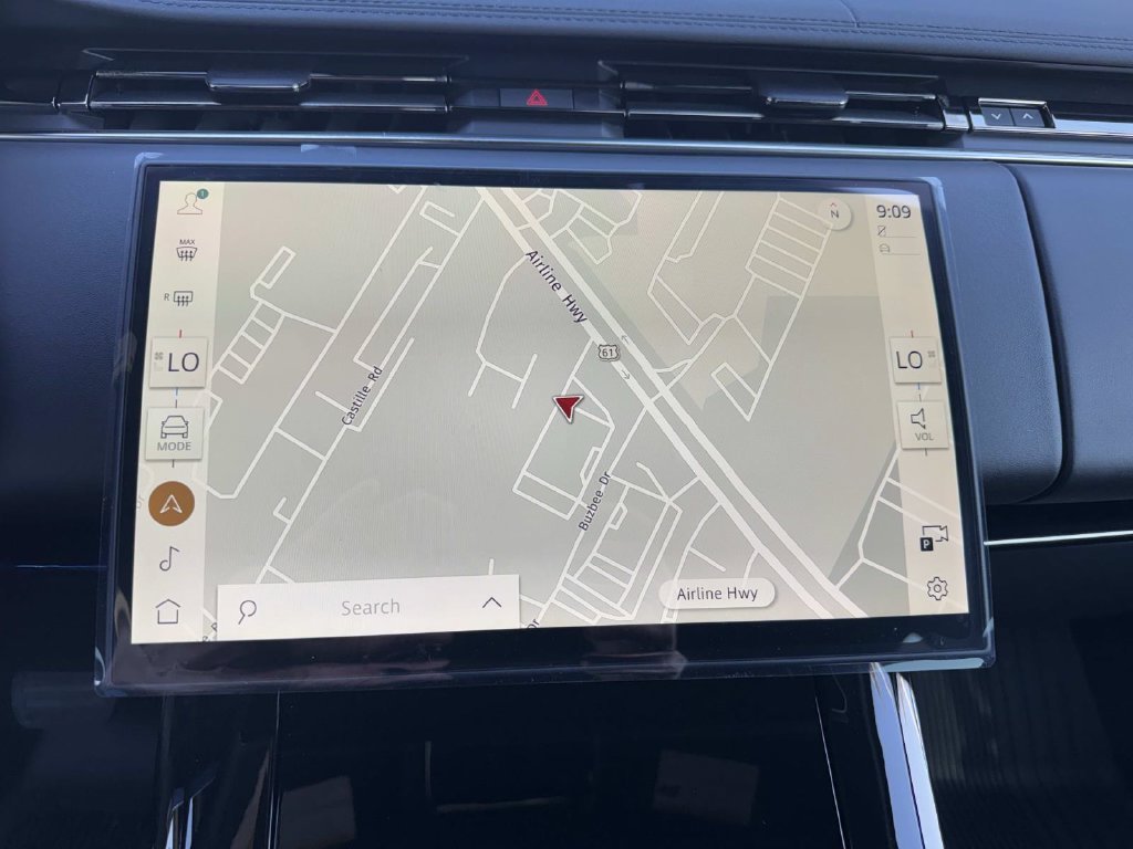 New 2027 Carpathian Grey Land Rover SE image 13