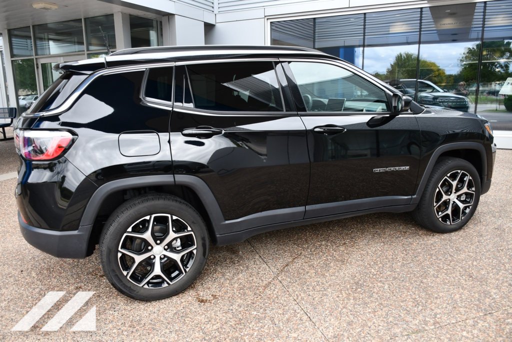 Used 2024 Black Jeep Limited image 8