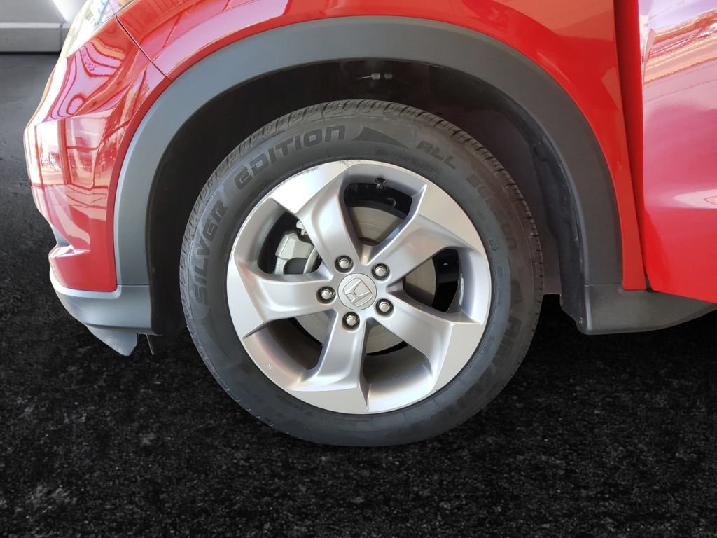 Used 2018 Black Honda LX image 27