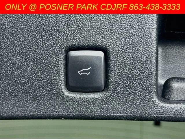 Used 2024 Gray Ford Active image 25