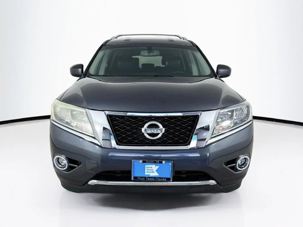 Used 2013 Dark Slate Nissan SL image 2