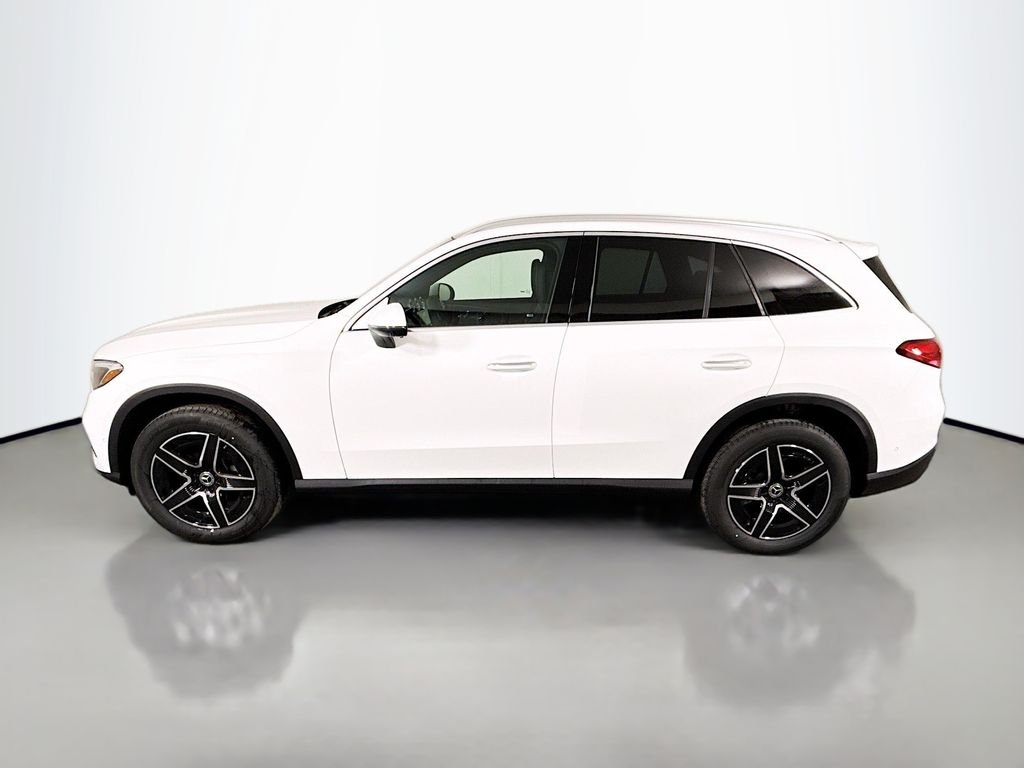 Certified Used 2026 White Mercedes-Benz GLC 300 image 4