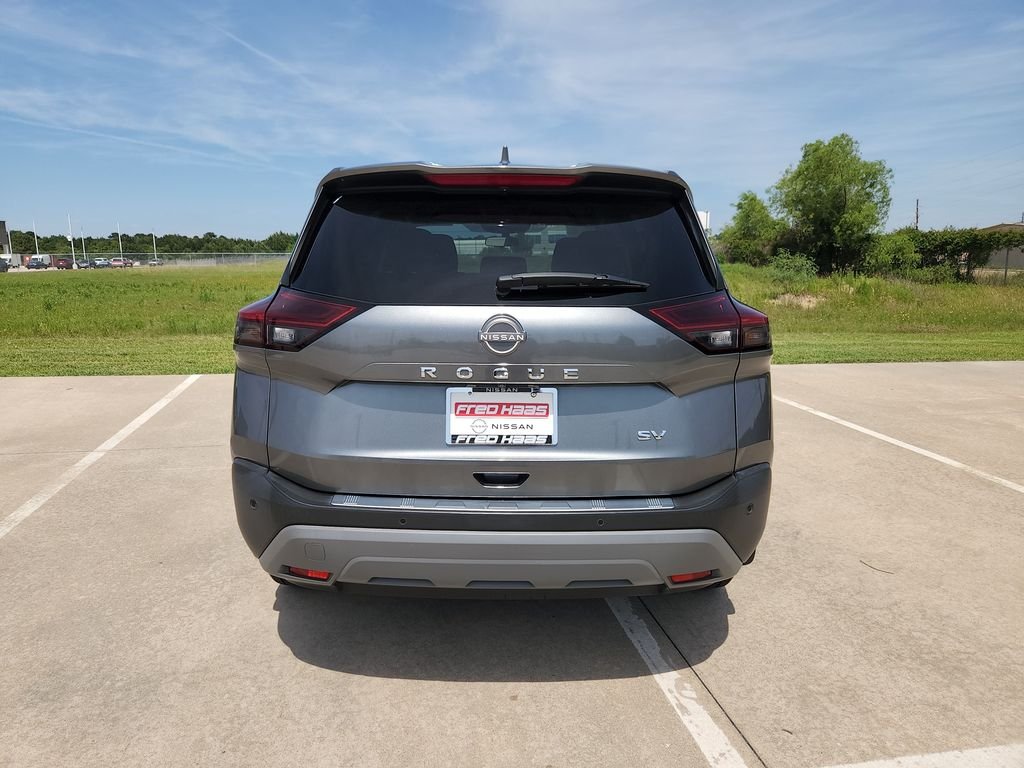 Certified Used 2023 Gray Nissan SV image 6