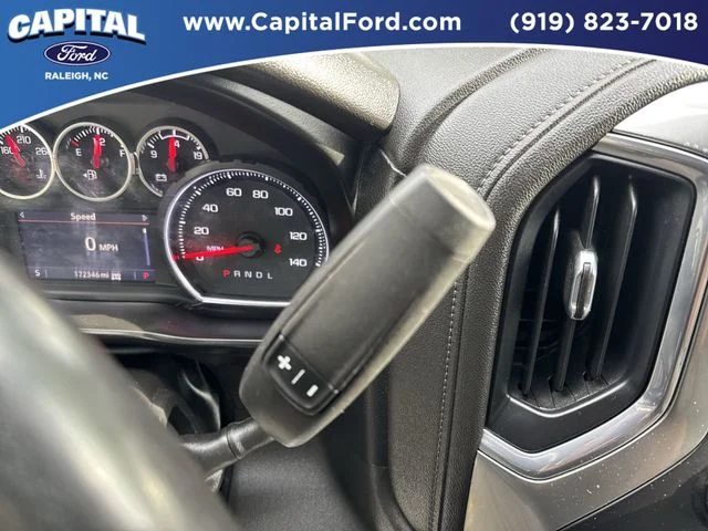 Used 2021 White Chevrolet LT image 30