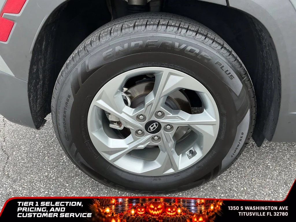 Used 2024 Gray Hyundai SEL image 14