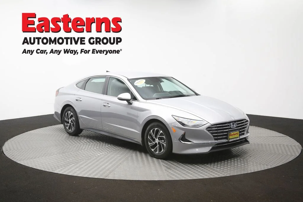 Used 2023 Silver Hyundai Blue image 51