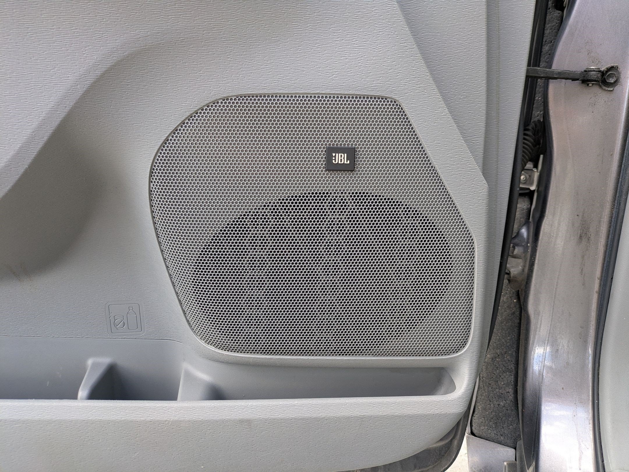 Used 2011 Predawn Gray Mica Toyota XLE AAS image 13