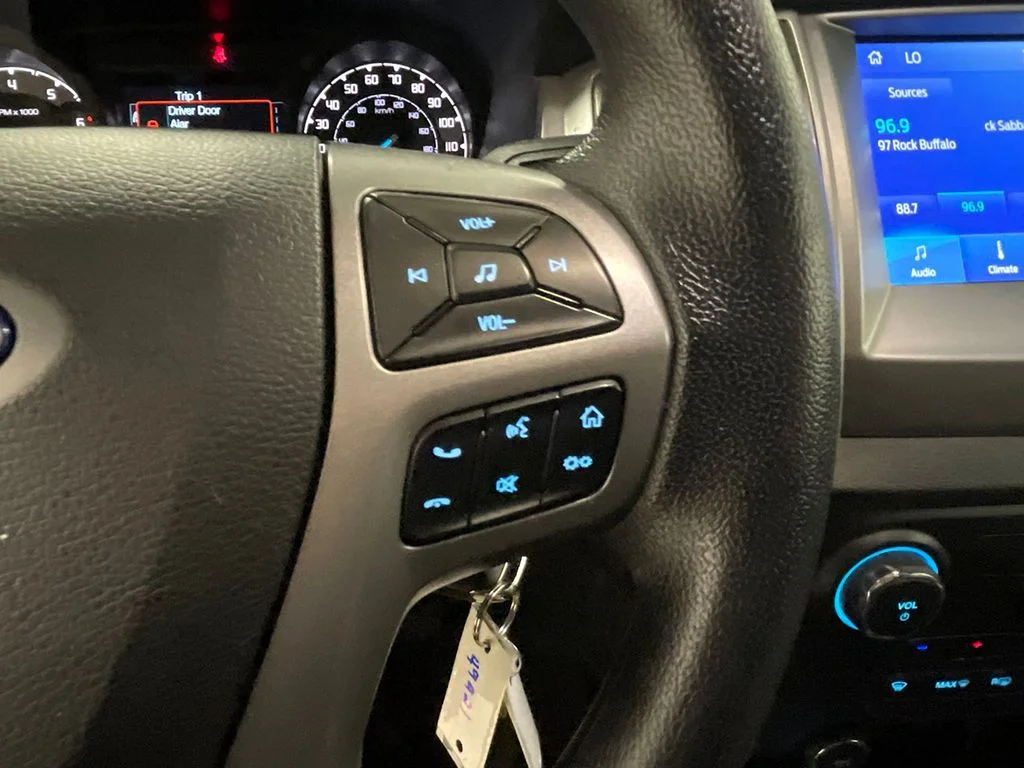 Used 2021 Green Ford XLT image 36