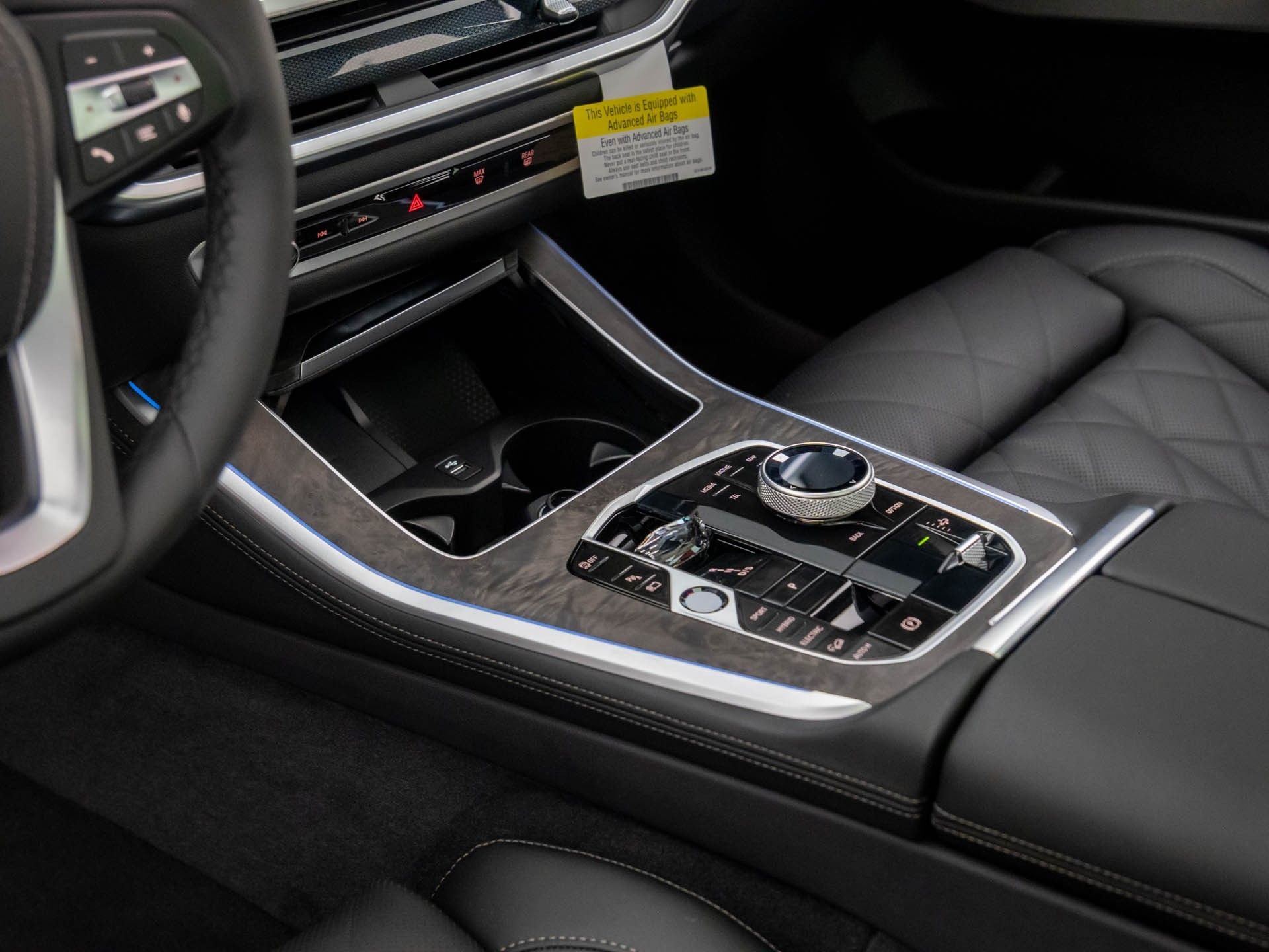 New 2026 Skyscraper Grey Metallic BMW xDrive50e image 12