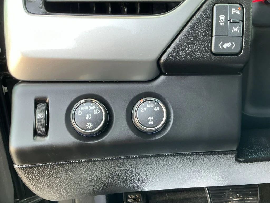 Used 2016 Black Chevrolet LTZ image 20