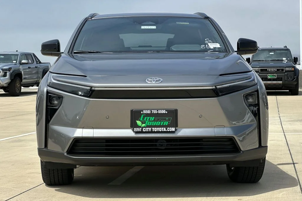 New 2026 Heavy Metal <sup>1</sup> Toyota  XLE image 9
