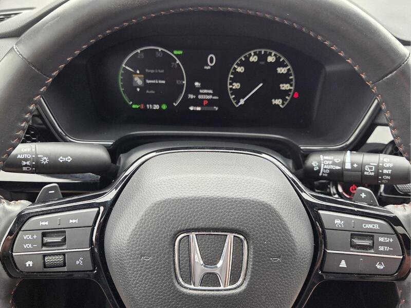Used 2024 Platinum White Pearl Honda SPORT TOURING AWD image 31