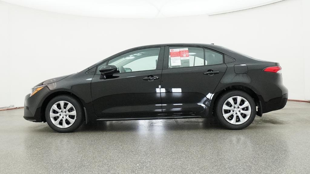 New 2026 Midnight Black Metallic Toyota LE image 2