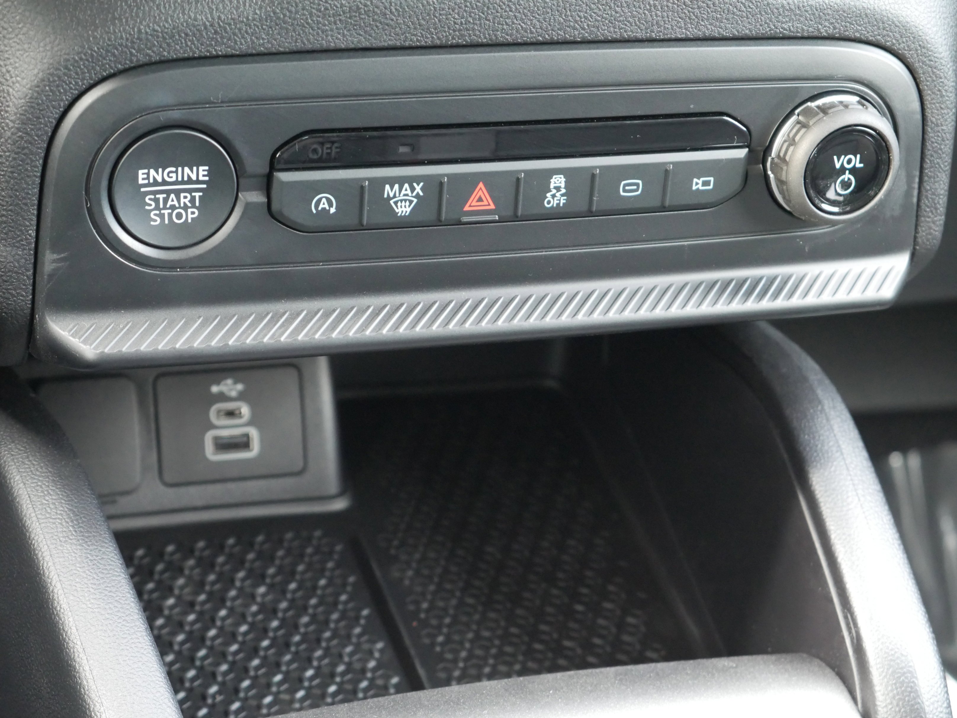 New 2026 Azure Gray Metallic Tri-Coat Ford Big Bend® image 14