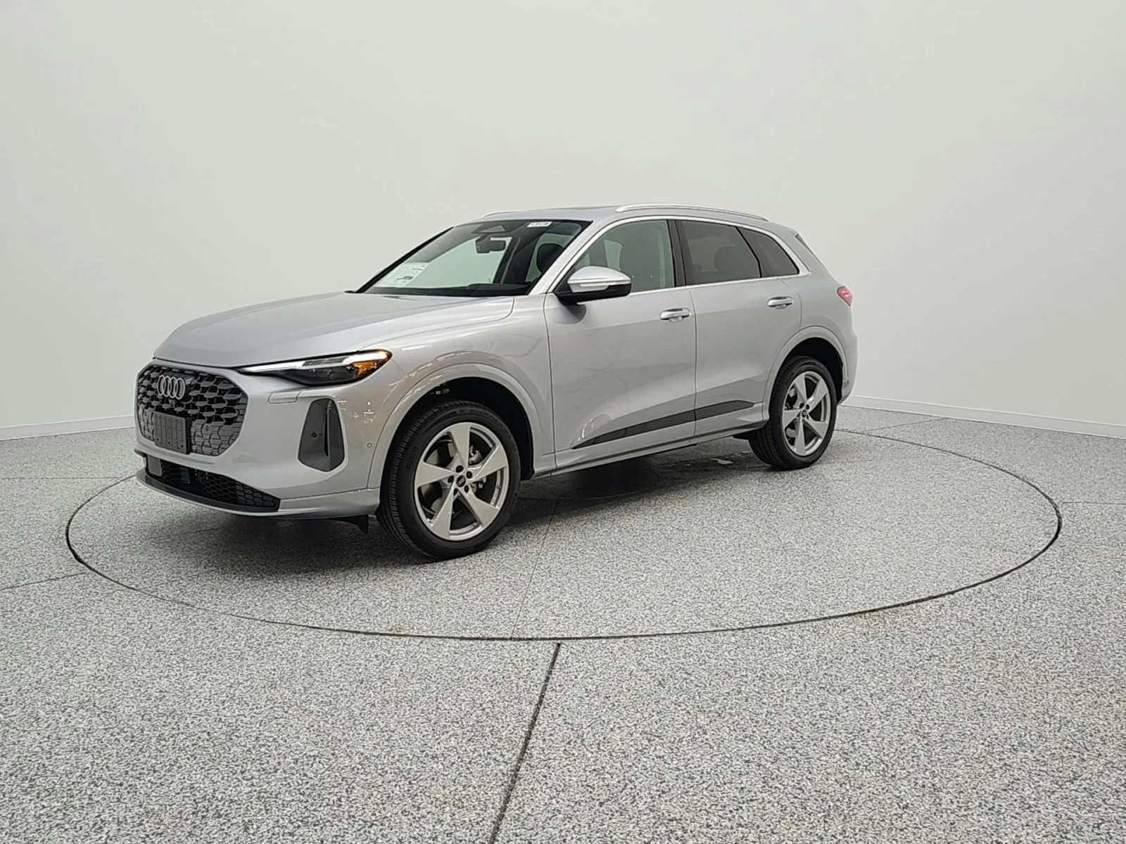 2026 Audi Q5 Premium Plus quattro's photo