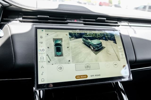 New 2026  Land Rover SE image 30