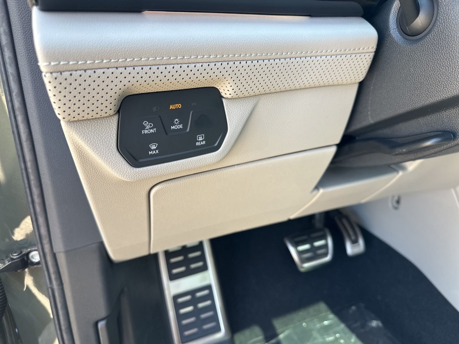 New 2026 Green Volkswagen 2.0T SEL Premium R-Line image 17