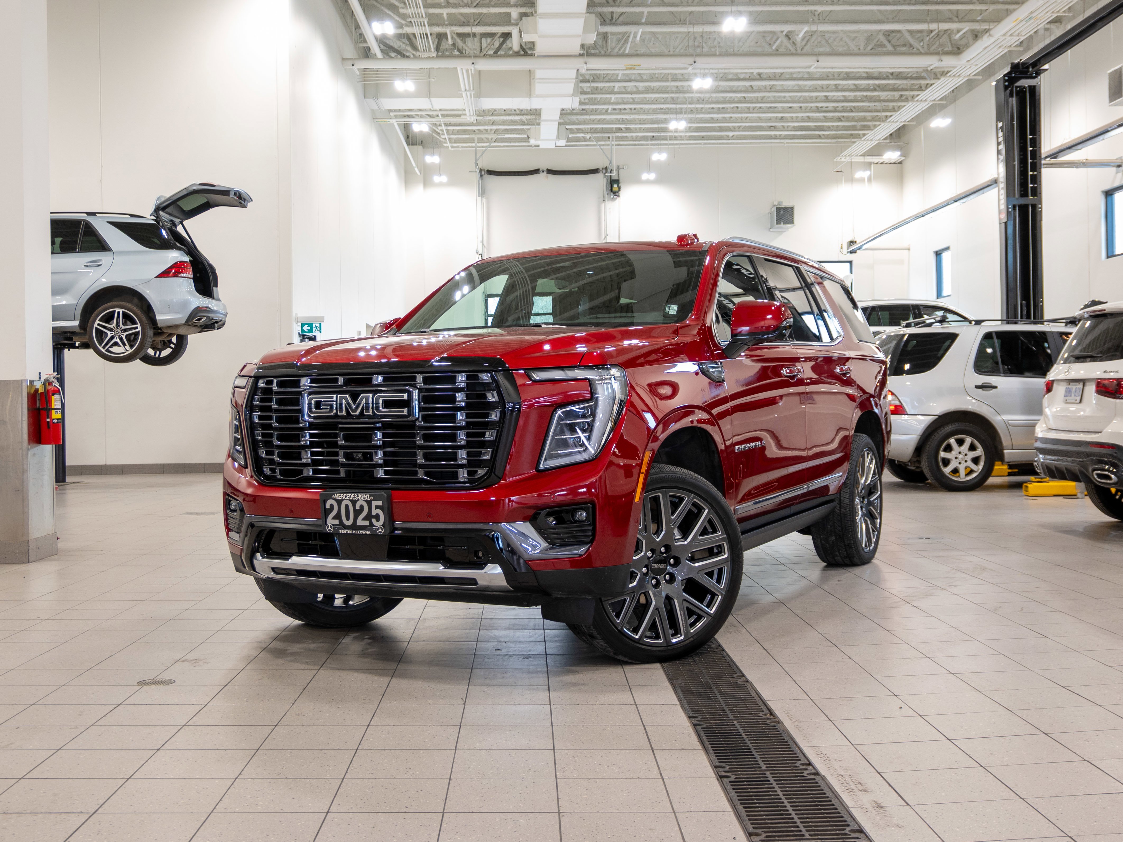 2025 GMC Yukon Denali Ultimate 4WD