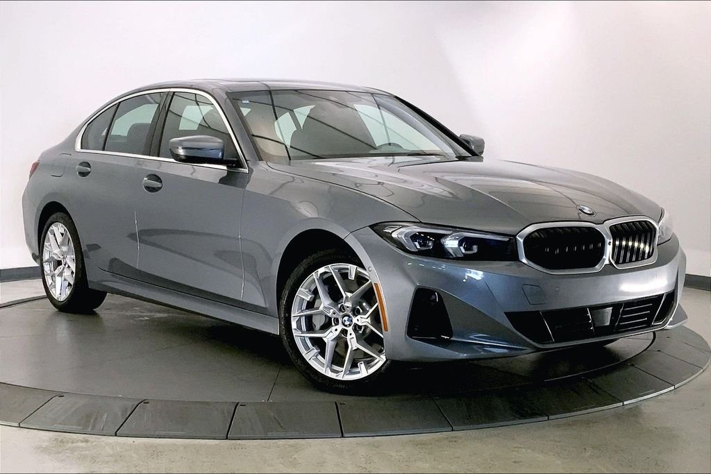 2025 BMW 3 Series 330i xDrive Sedan's photo
