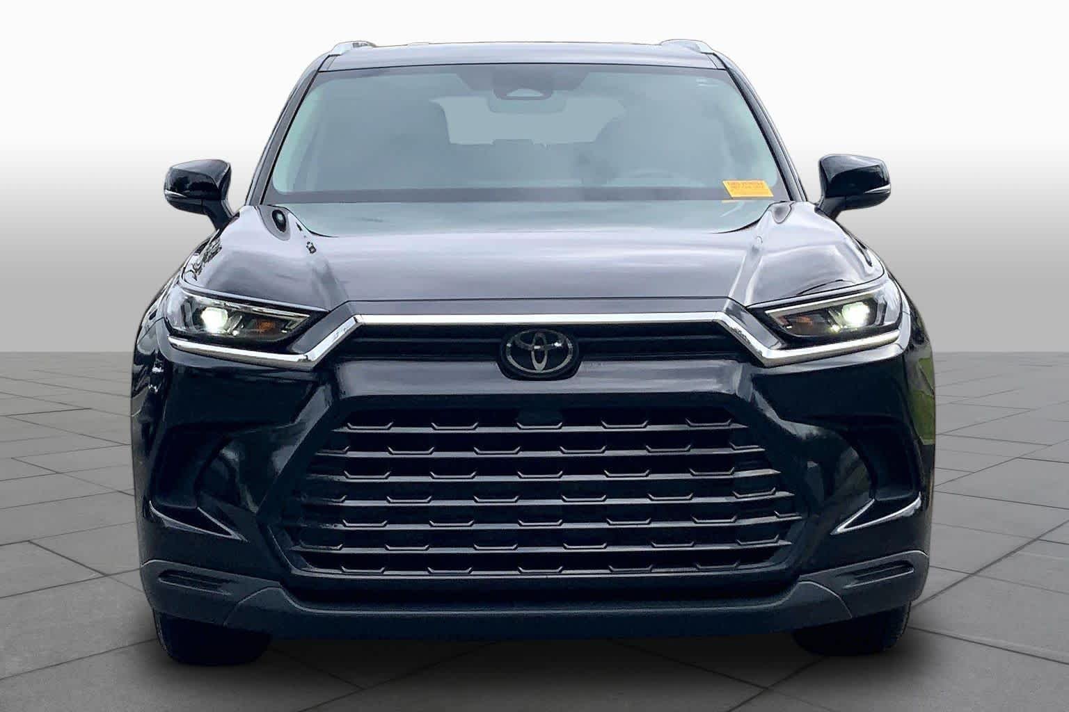 Used 2024 Midnight Black Metallic Toyota XLE image 4