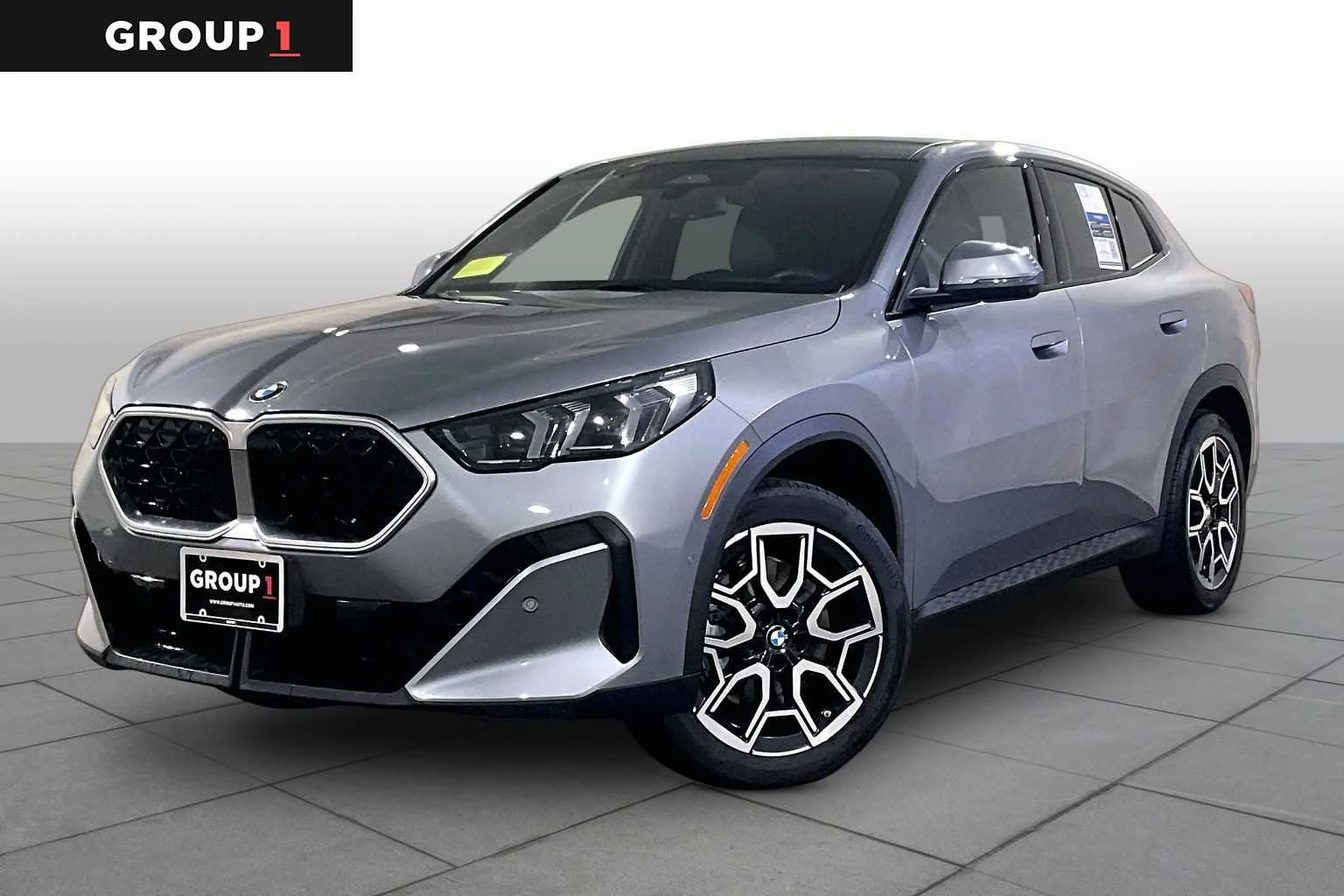 2025 BMW X2 xDrive28i's photo