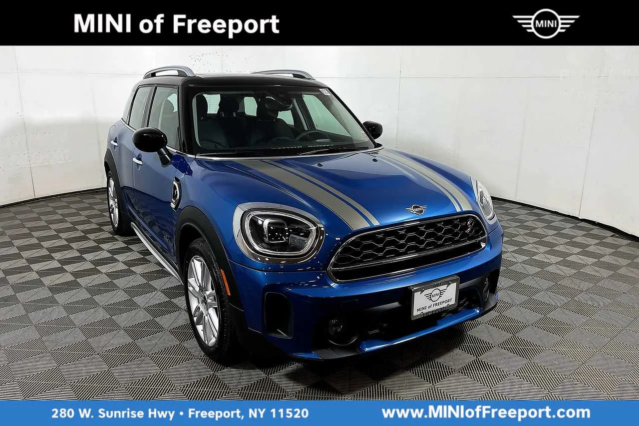 2023 MINI Countryman S ALL4's photo
