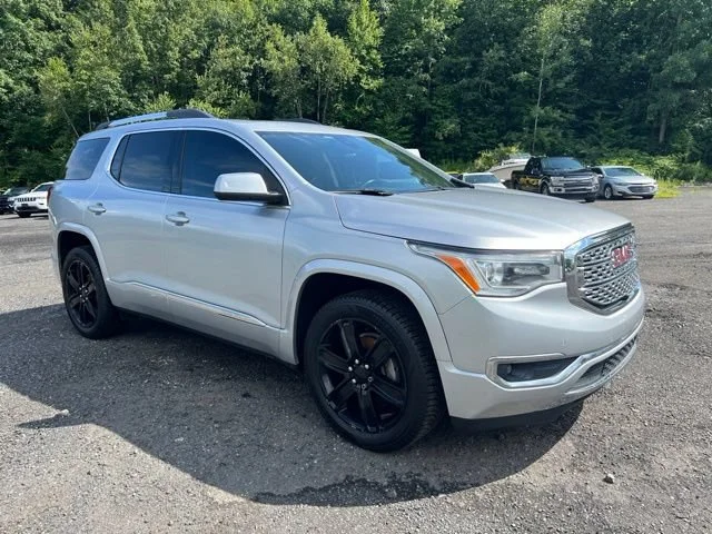 Used 2017 QUICKSILVER METALLIC GMC Denali image 3
