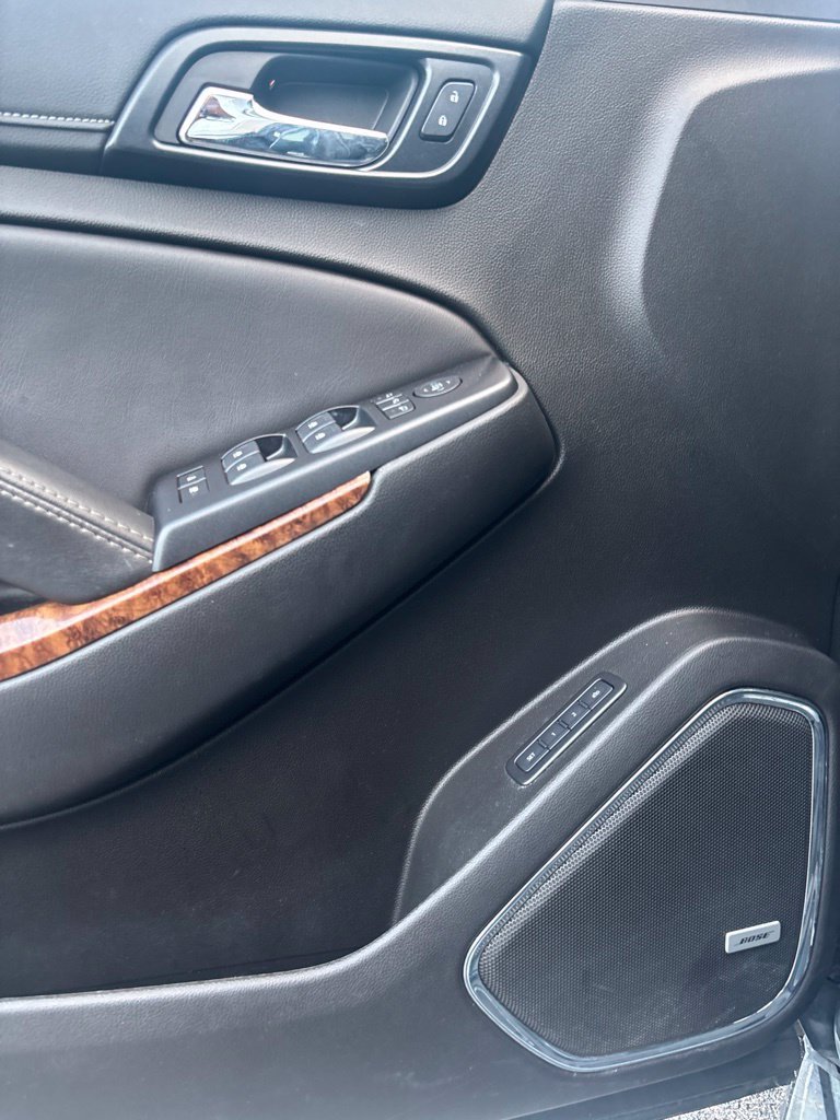 Used 2019 Gray Chevrolet Premier image 26