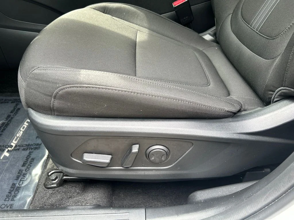 Certified Used 2026 White Hyundai SEL image 16