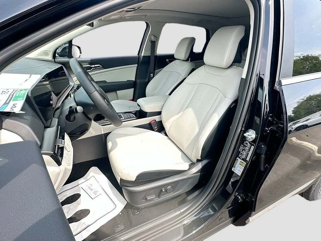 New 2026 Ebony Black Kia EX image 20