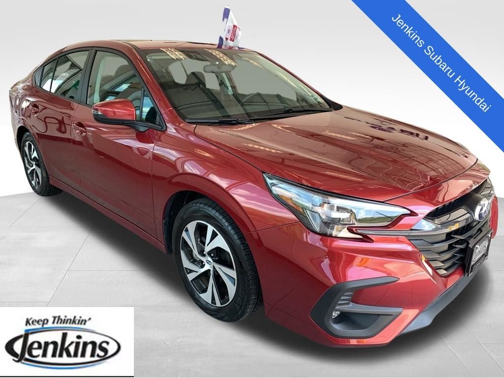 2025 Subaru Legacy Premium's photo