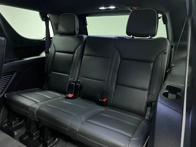 2024 GMC Yukon SLT - Photo 47
