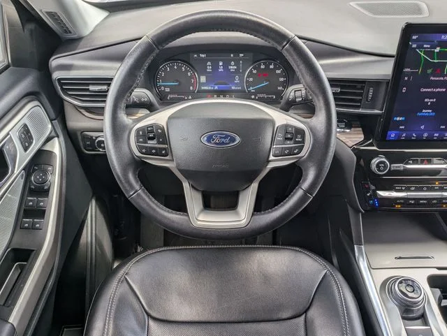 Used 2024 Silver Ford Limited image 11