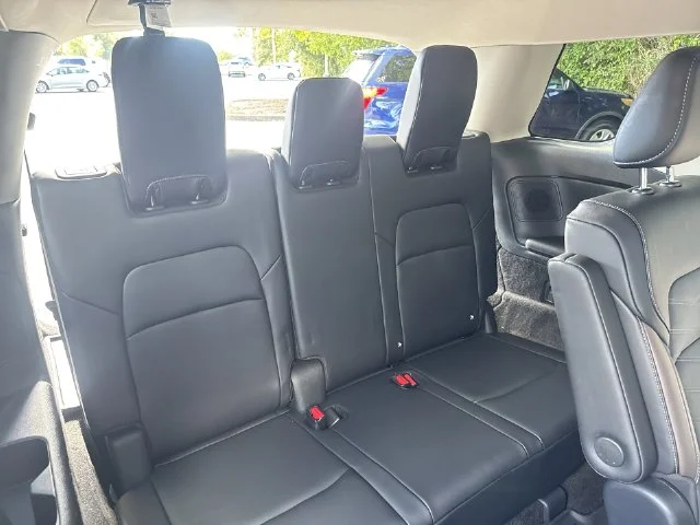 Used 2024 Gray Nissan Platinum image 12