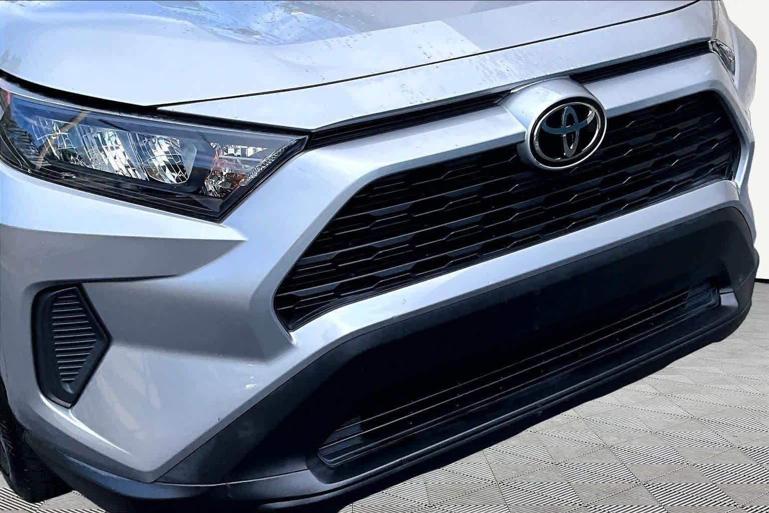 Used 2021 Silver Sky Metallic Toyota LE image 29
