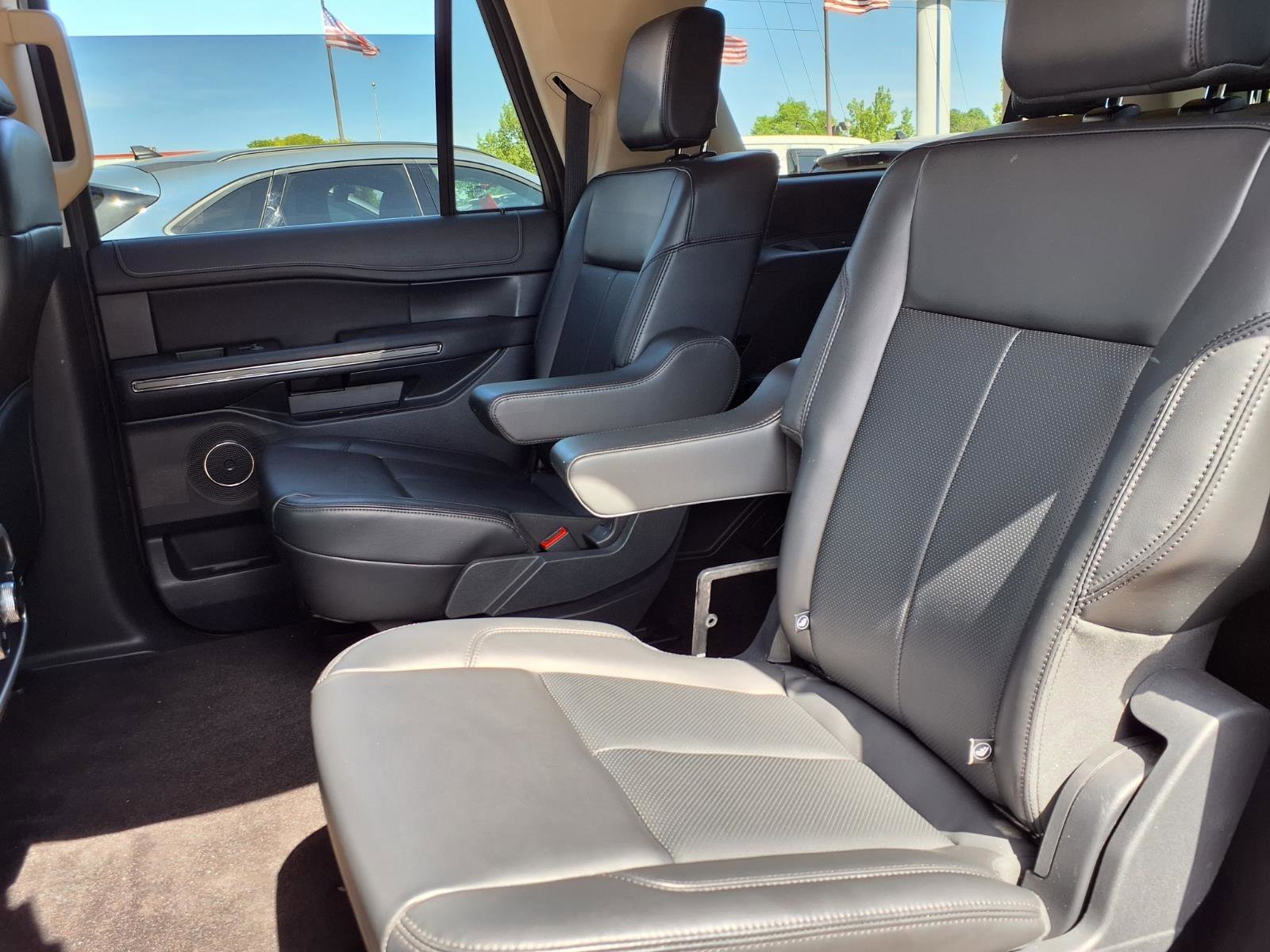 Certified Used 2023 Oxford White Ford XLT image 8