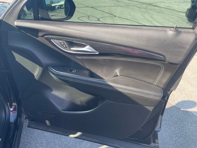 Used 2023 Black Buick Essence image 17