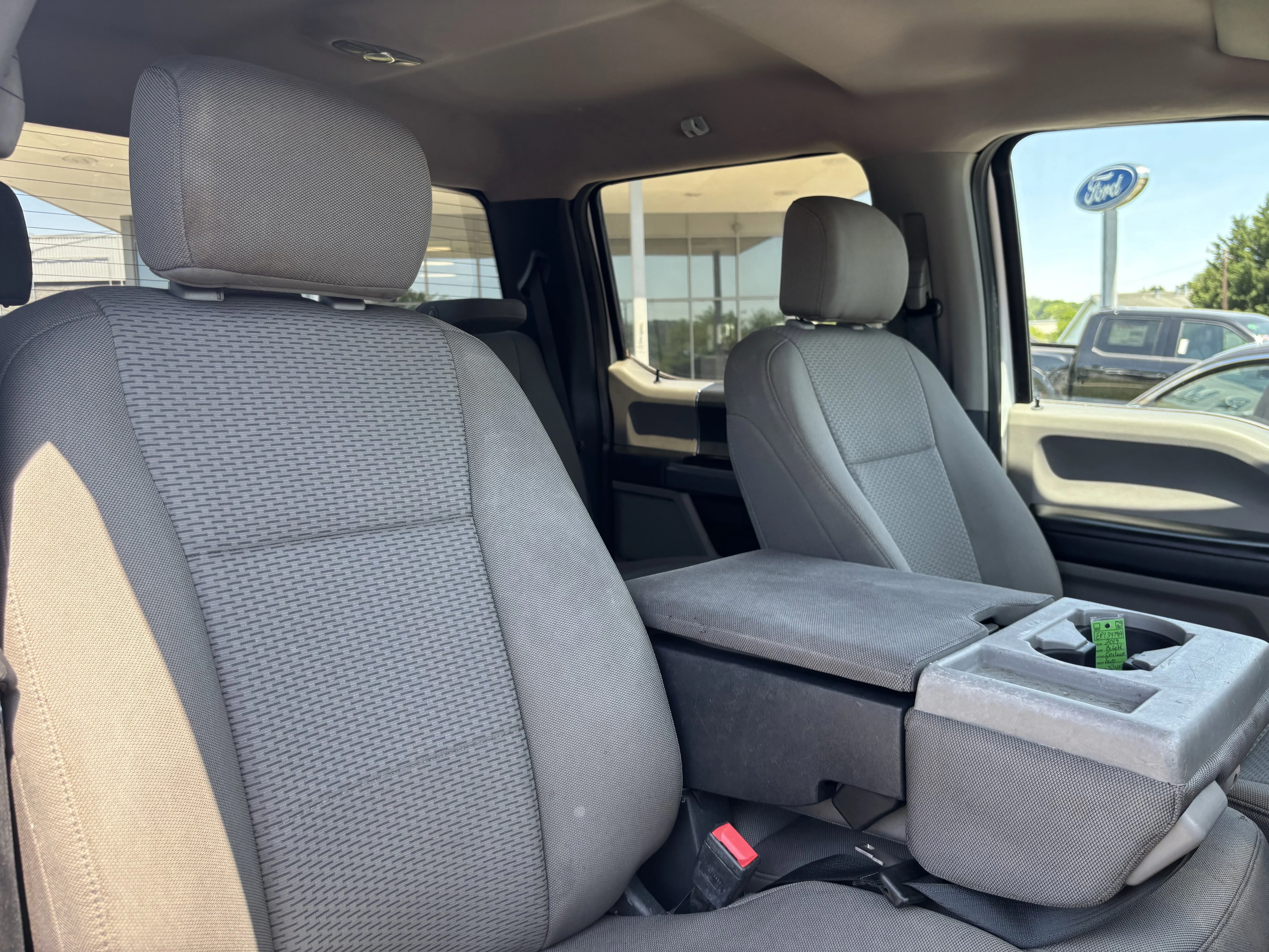 Used 2022 Oxford White Ford XLT image 38